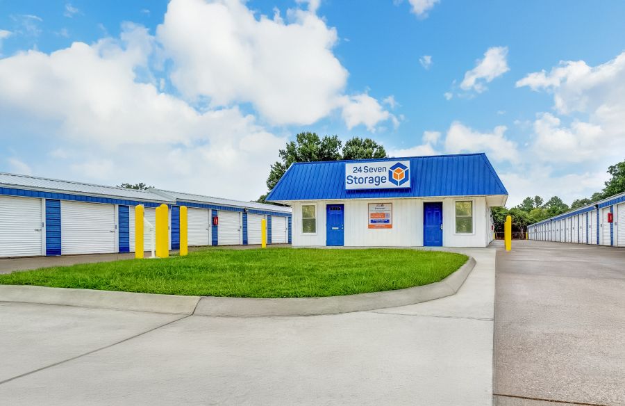 Storage Units in Virginia Beach, VA at 1270 Credle Road