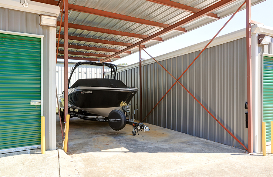 Drive Up Storage Units in Texarkana Lockaway Storage