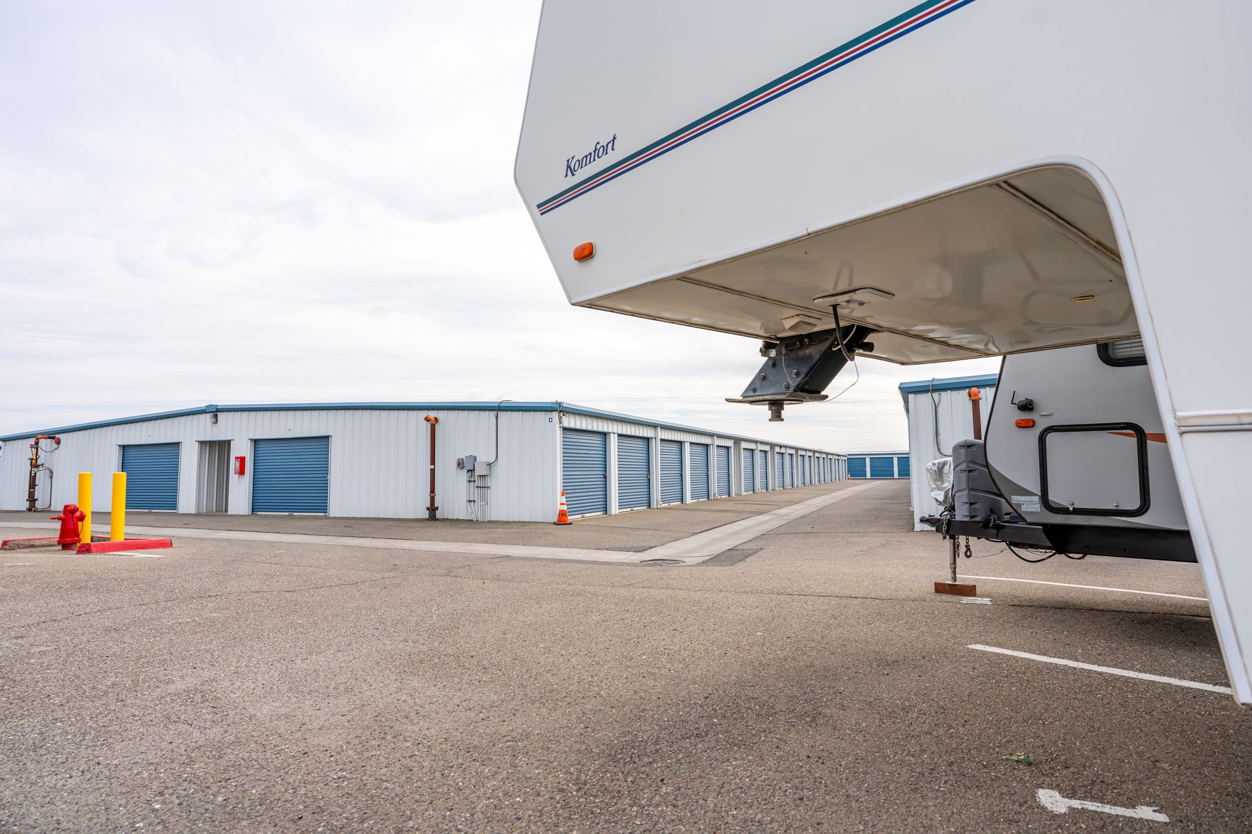 Storage Units in Tracy, CA | 250 Valpico Rd | Storagefront