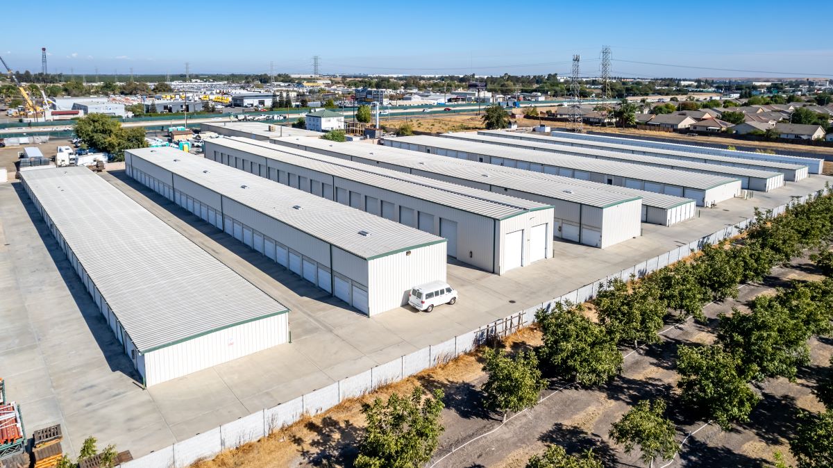 20×12 Garage in Stockton, CA 3737 S 99 Frontage Rd Stockton, CA