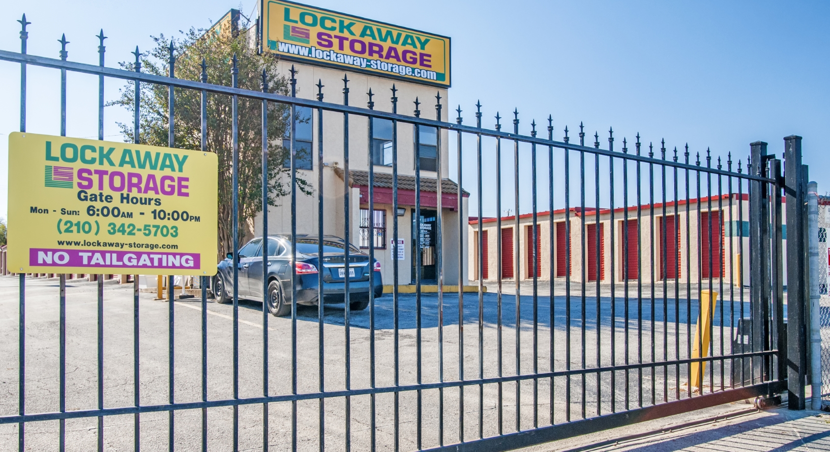 Storage Amenities and Features Lockaway Storage