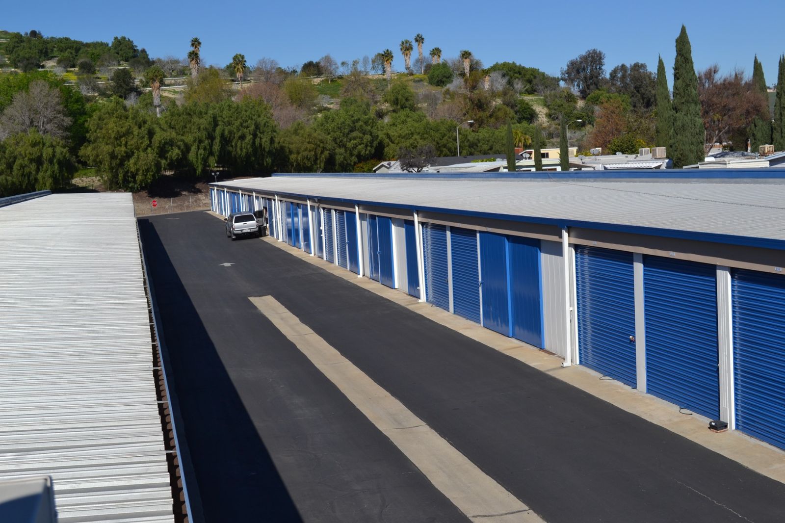 self-storage-aisle-walnut-ca-20251209-174903.jpg