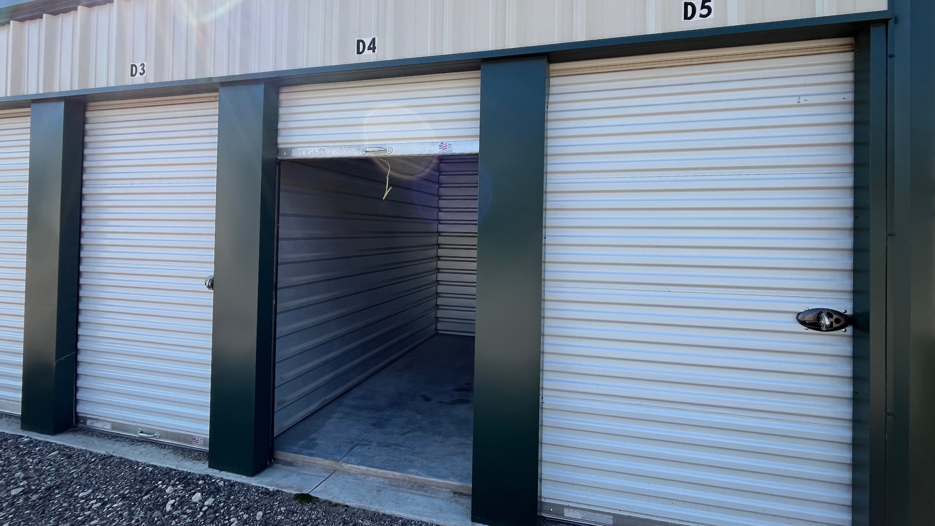 self-storage-unit-20260329-141551.png